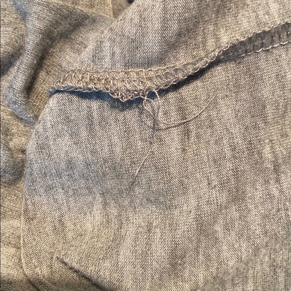 LuLaRoe Randy Gray Floral Print 3/4 Sleeve Tunic - Picture 15 of 15